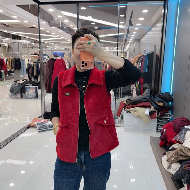 仿貂绒超柔3色保暖不臃肿皮毛一体马甲3010品