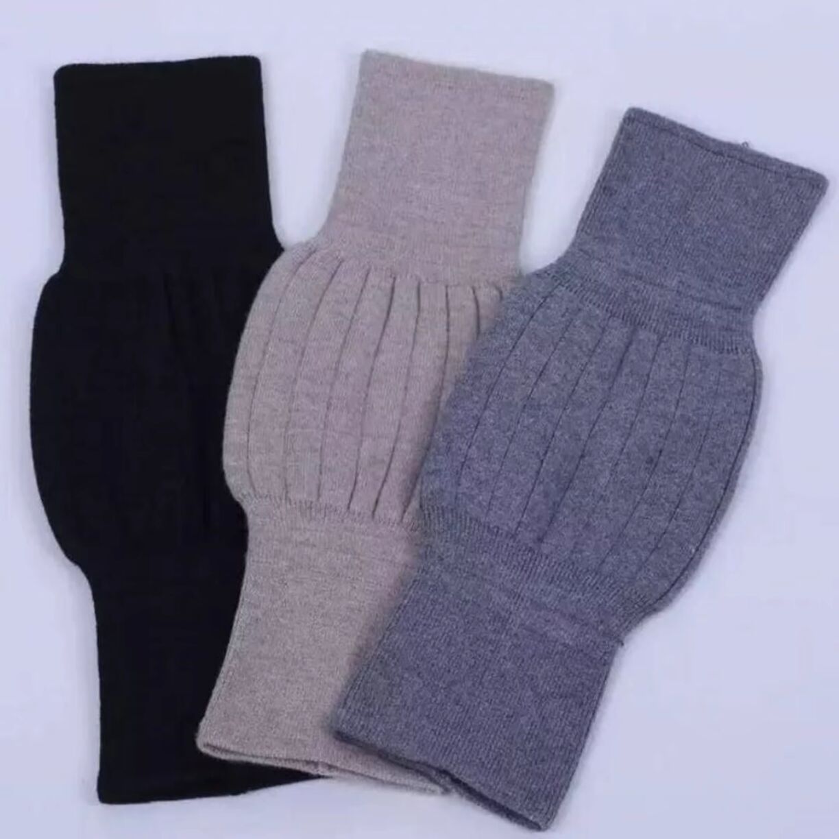 羊绒护膝男女秋冬保暖防寒加肥加大中老人专用防滑防寒加长护腿套