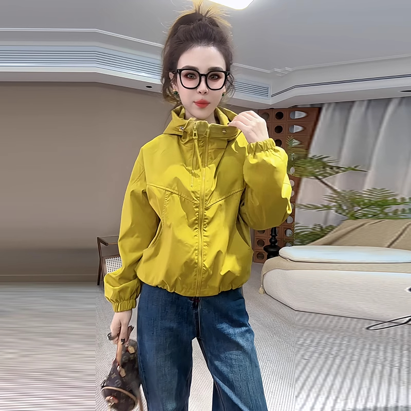 拉夏贝尔小个子女装外套2025春秋新款运动夹克休闲双层时尚冲锋衣