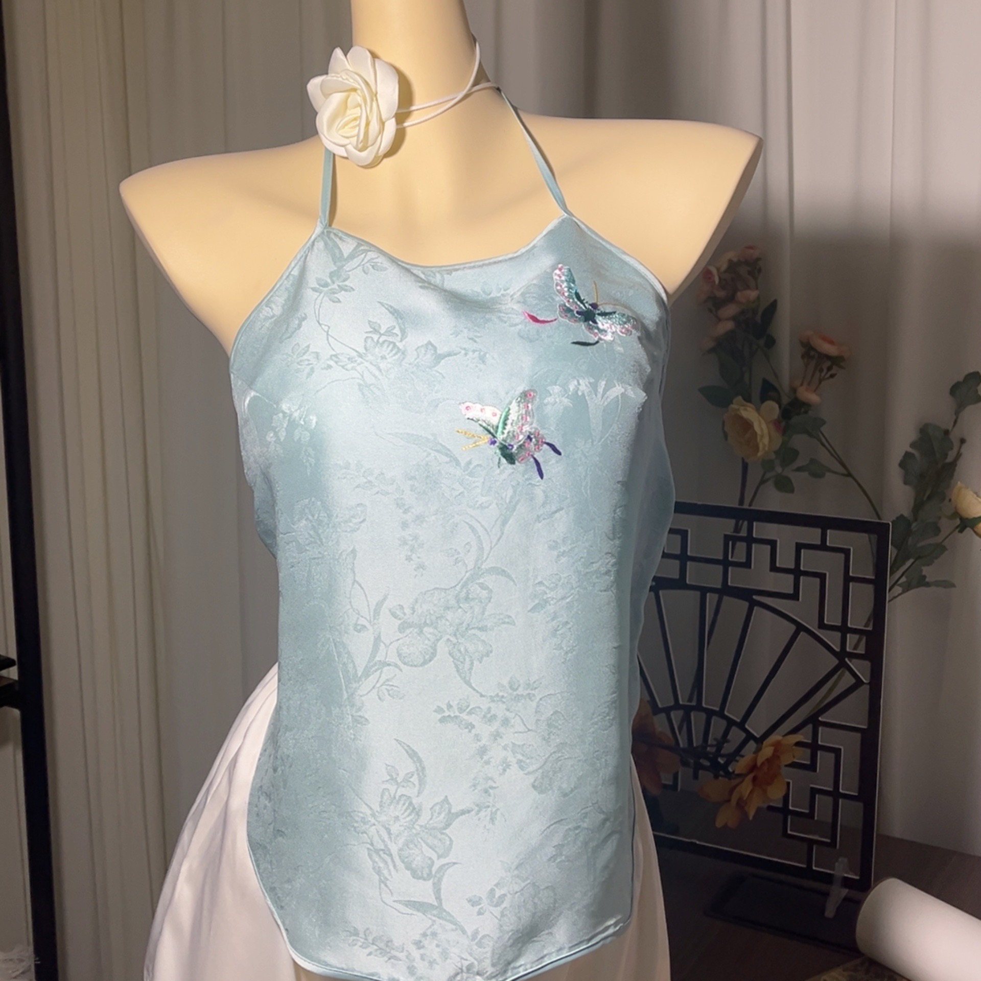 苏绣成人真丝刺绣手工古风复古肚兜女性感吊带睡衣桑蚕丝绸中国风