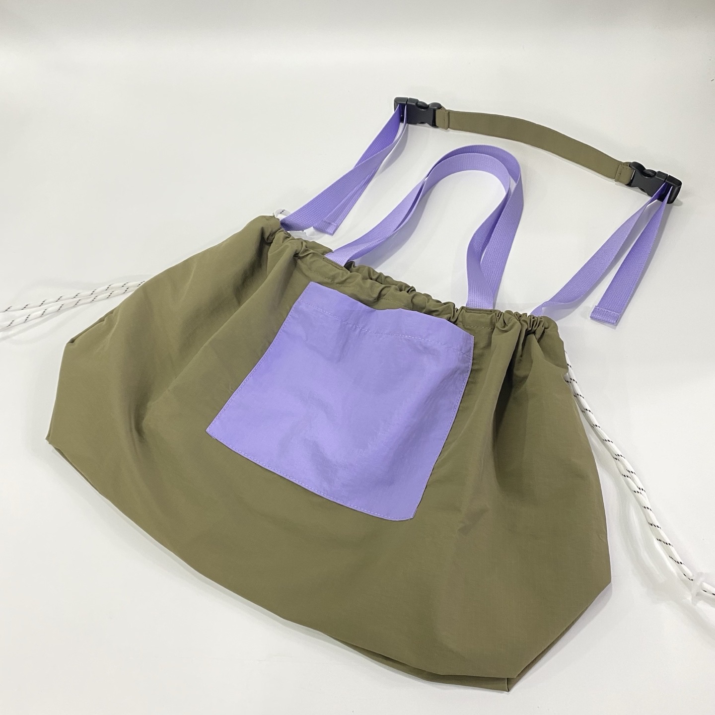 原创时尚斜挎包户外休闲绿色便携单肩包防泼水大容量包包时尚百搭