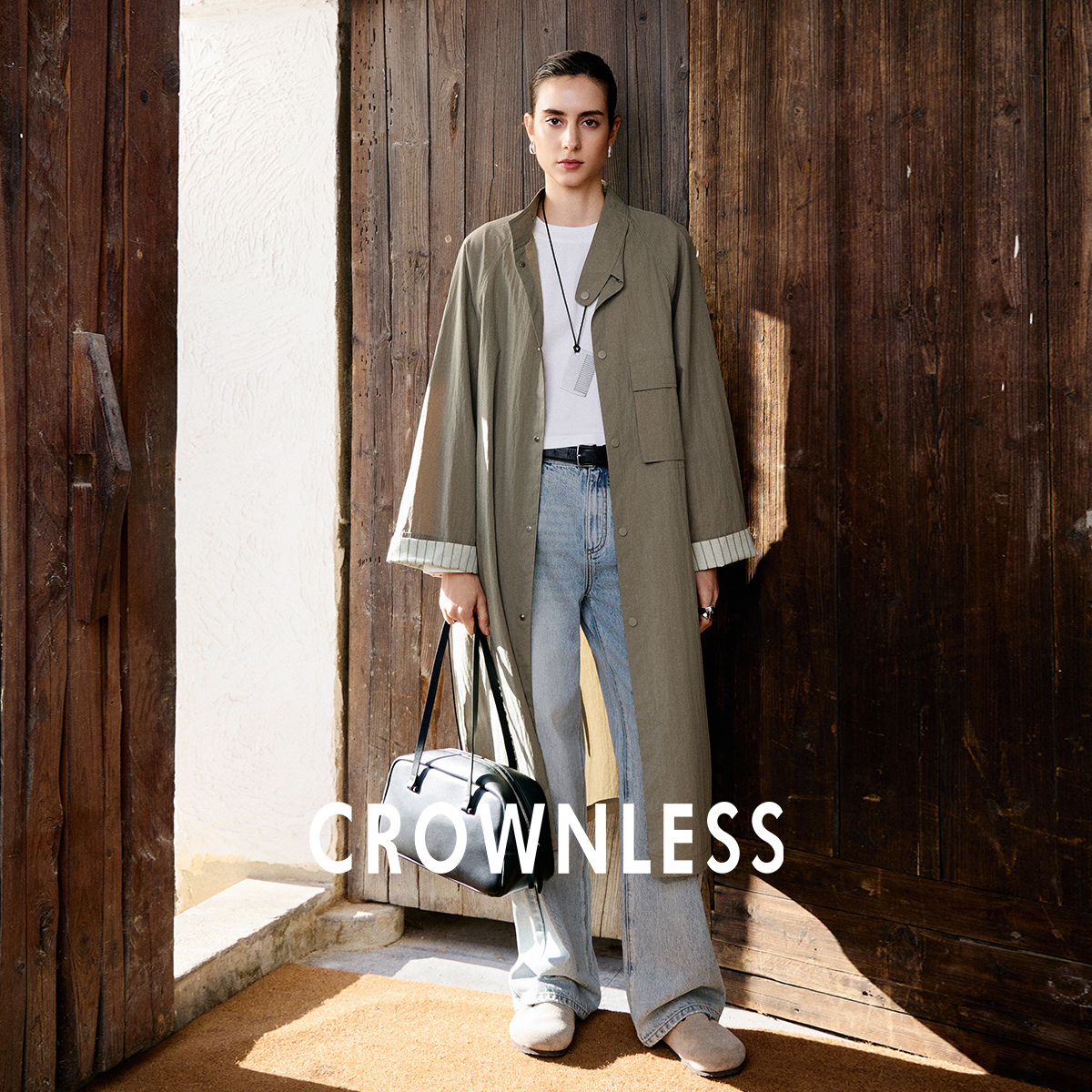 CROWNLESS未冕自然肌理感水洗棉随性多造型抽绳腰带立领廓形风衣