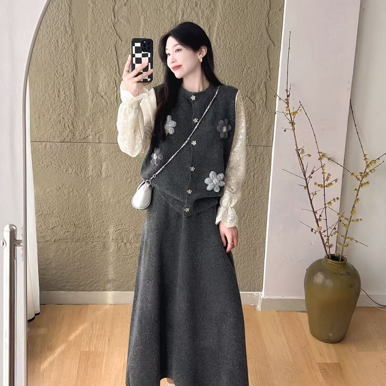 秋季韩版时尚清新甜美减龄花朵上衣搭配半身裙套装