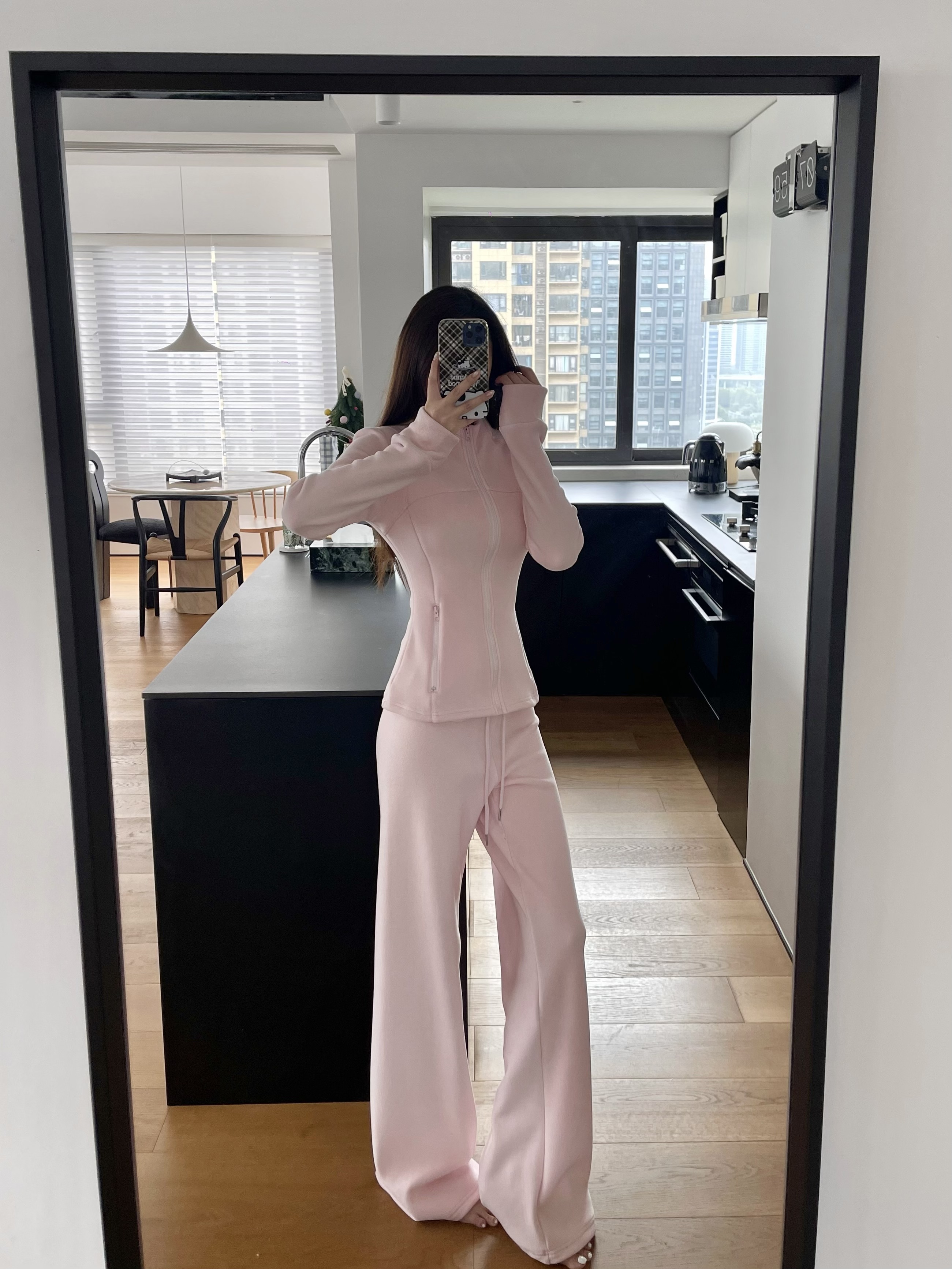 张紫一  休闲运动套装秋冬加厚显身材卫衣直筒长裤显瘦保暖两件套