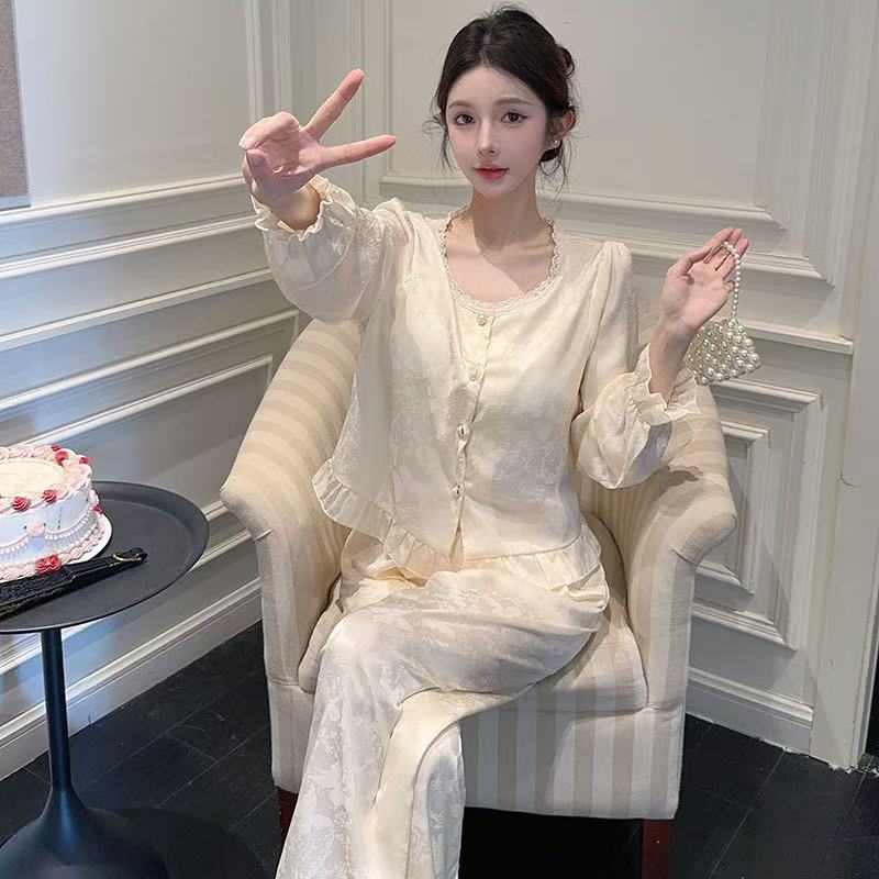 睡衣女春秋季冰丝长袖国风2025年带胸垫高级感甜美奢华家居服套装