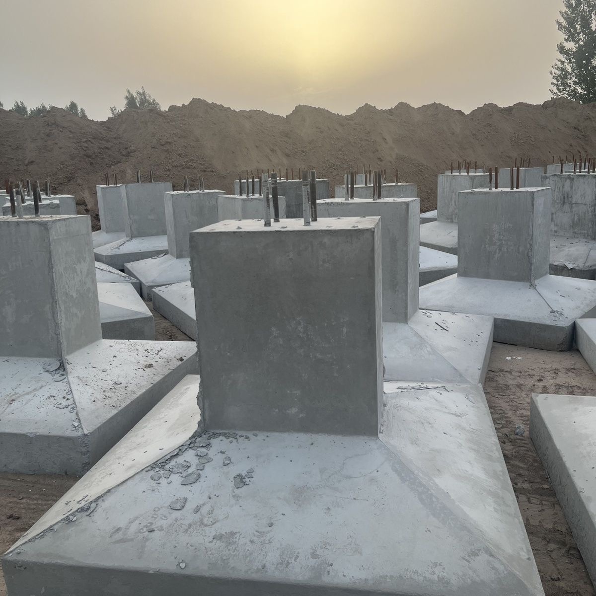 钢结构基础墩混凝土独立式预制水泥墩配重块浇筑方台梯形基础