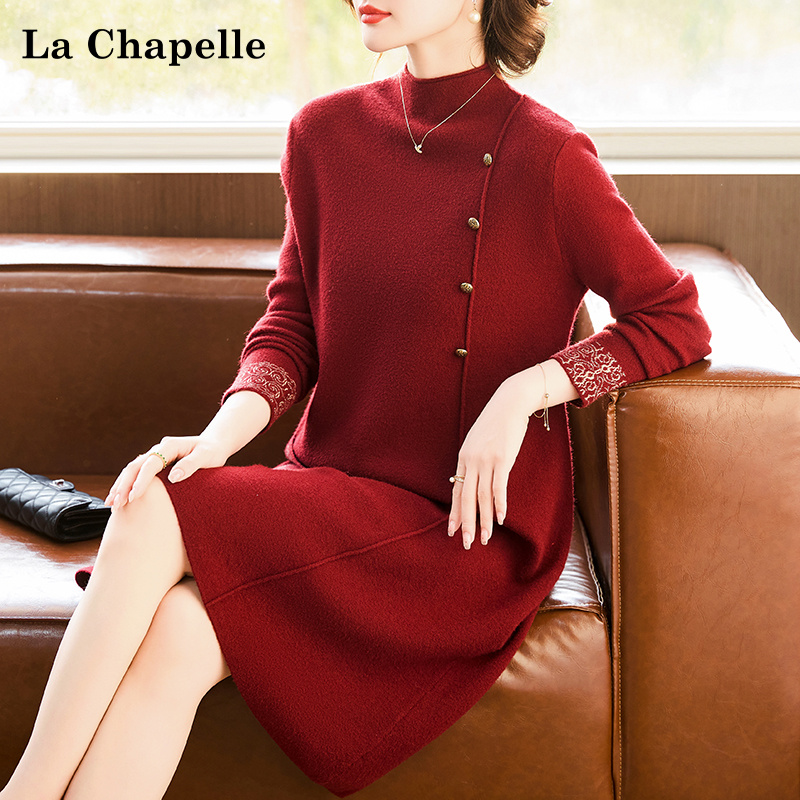 拉夏贝尔本命年妈妈秋冬针织连衣裙喜婆婆装中老年女打底毛衣裙子