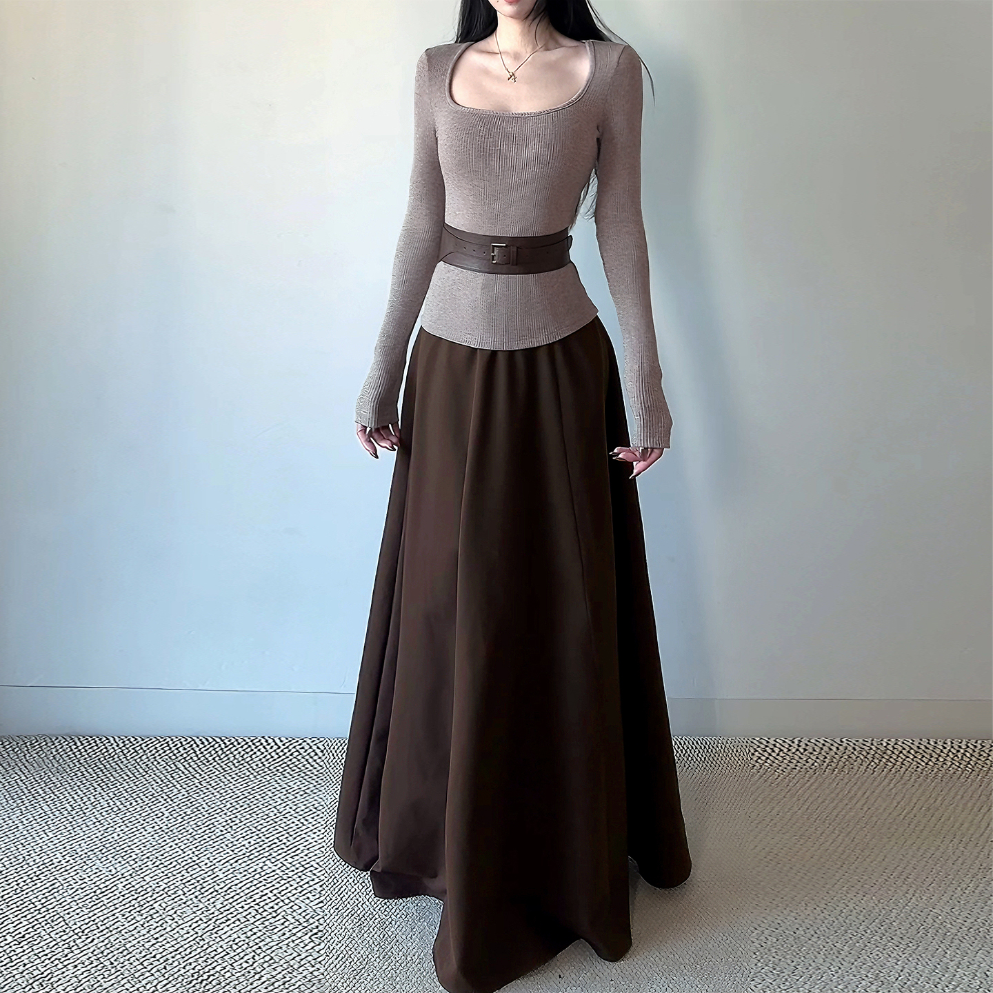 instahot 温柔风方领束腰上衣纯色半身裙套装秋冬气质撞色内搭裙