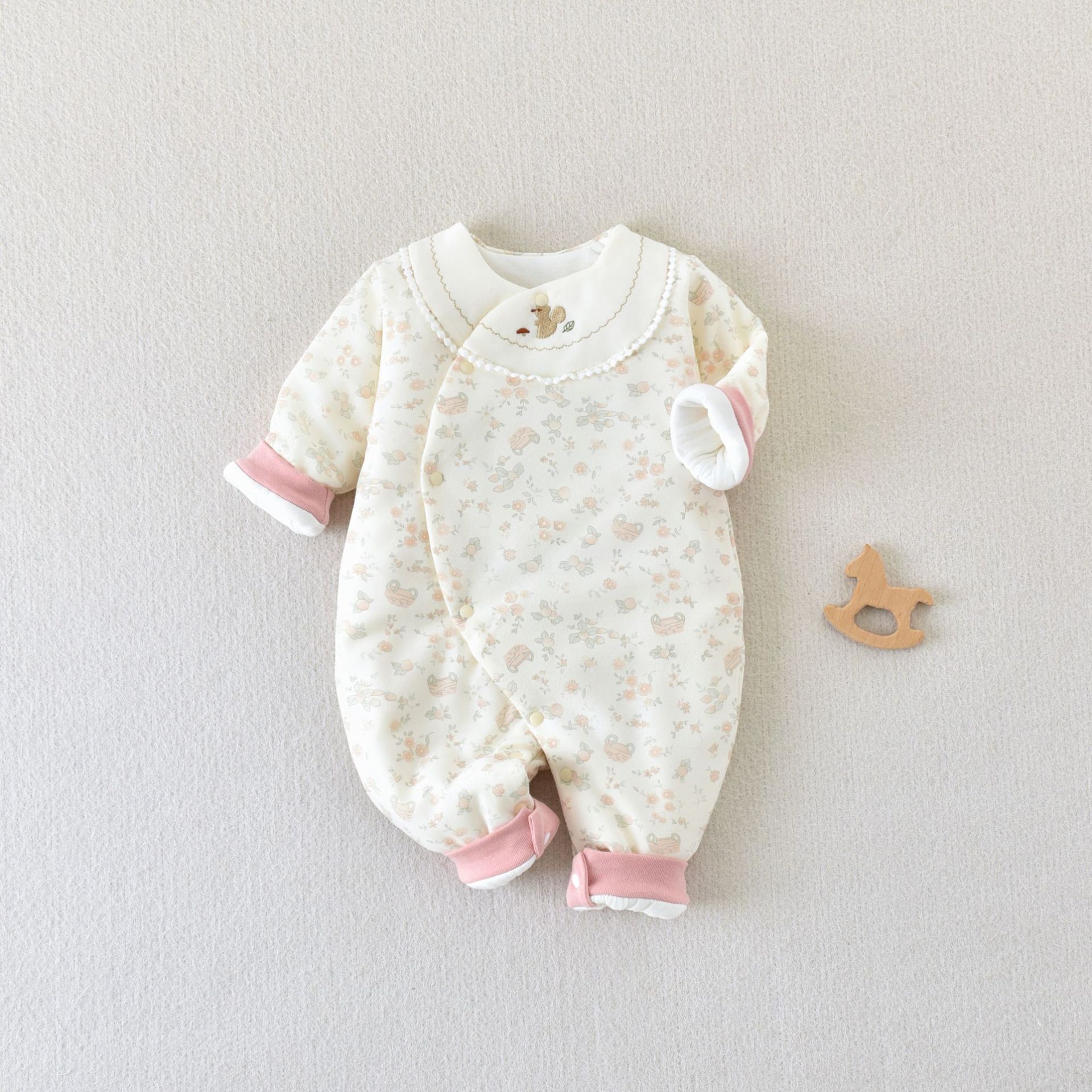 婴儿加棉80克连体衣夹棉加厚秋冬装哈衣连身衣爬服男女婴幼衣服