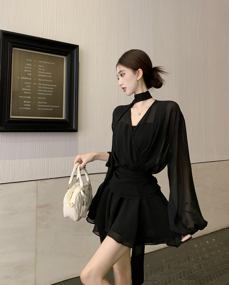 MO88ZSPF大码黑色V领长袖衬衫连衣裙春夏气质显瘦短款百褶雪纺裙