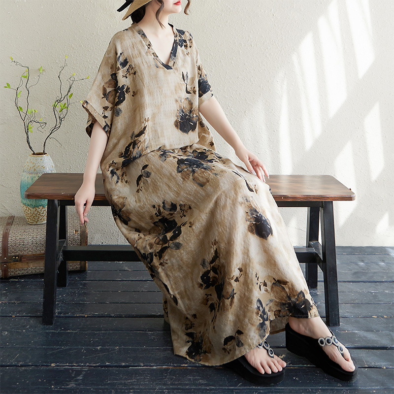 大码女装夏季V领薄棉麻大码宽松文艺度假风沙滩裙复古显瘦连衣裙