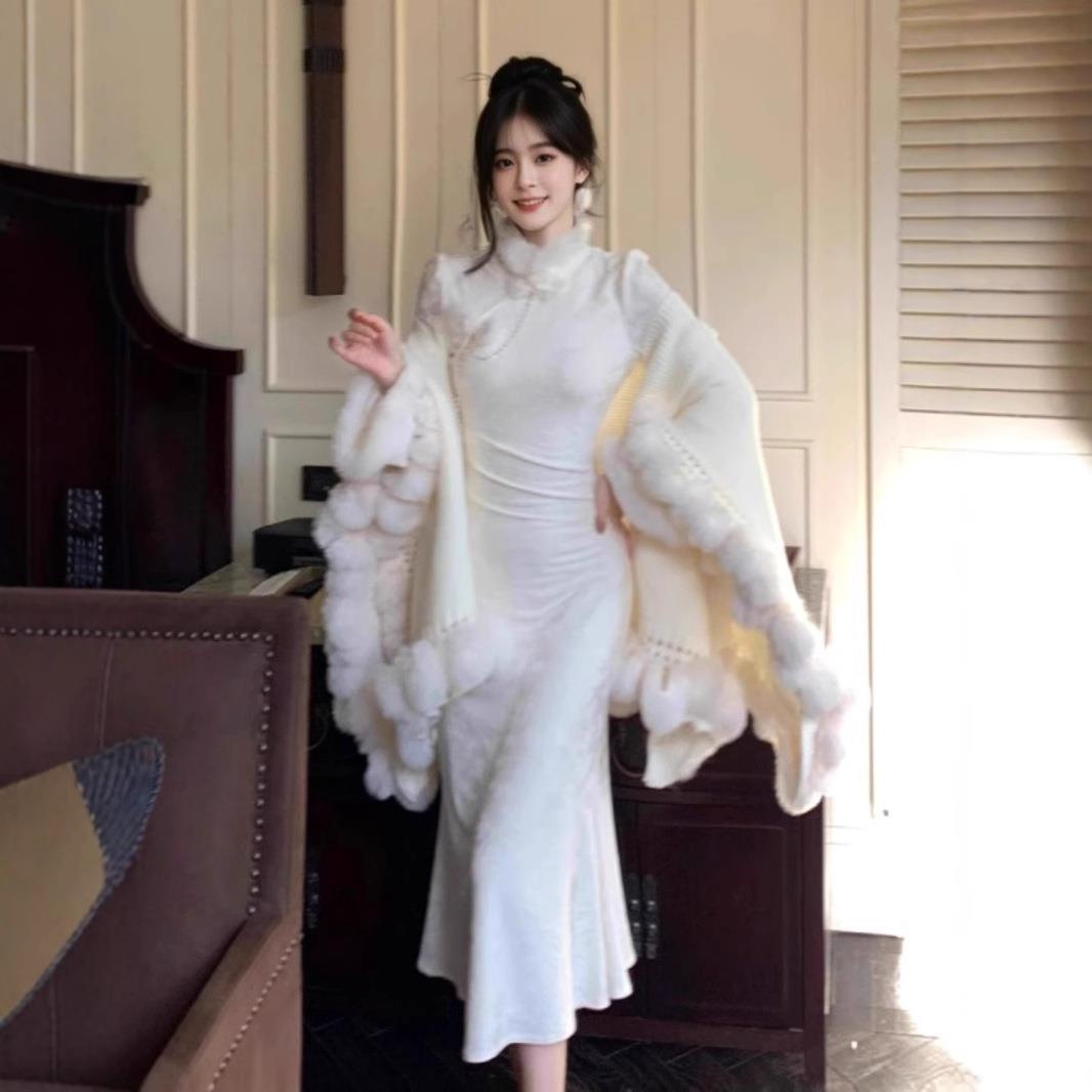 新中式气质国风旗袍连衣裙女装秋冬新款时尚重工千金感白色长