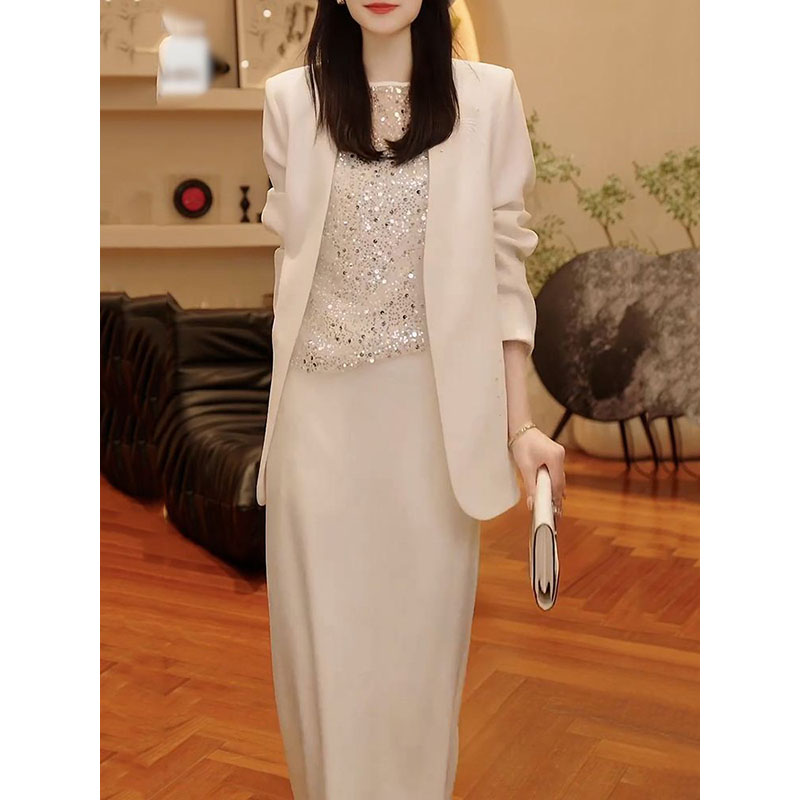 洋气名媛风轻奢裙套装2025夏季新款洋气百搭西装背心半身裙三件套