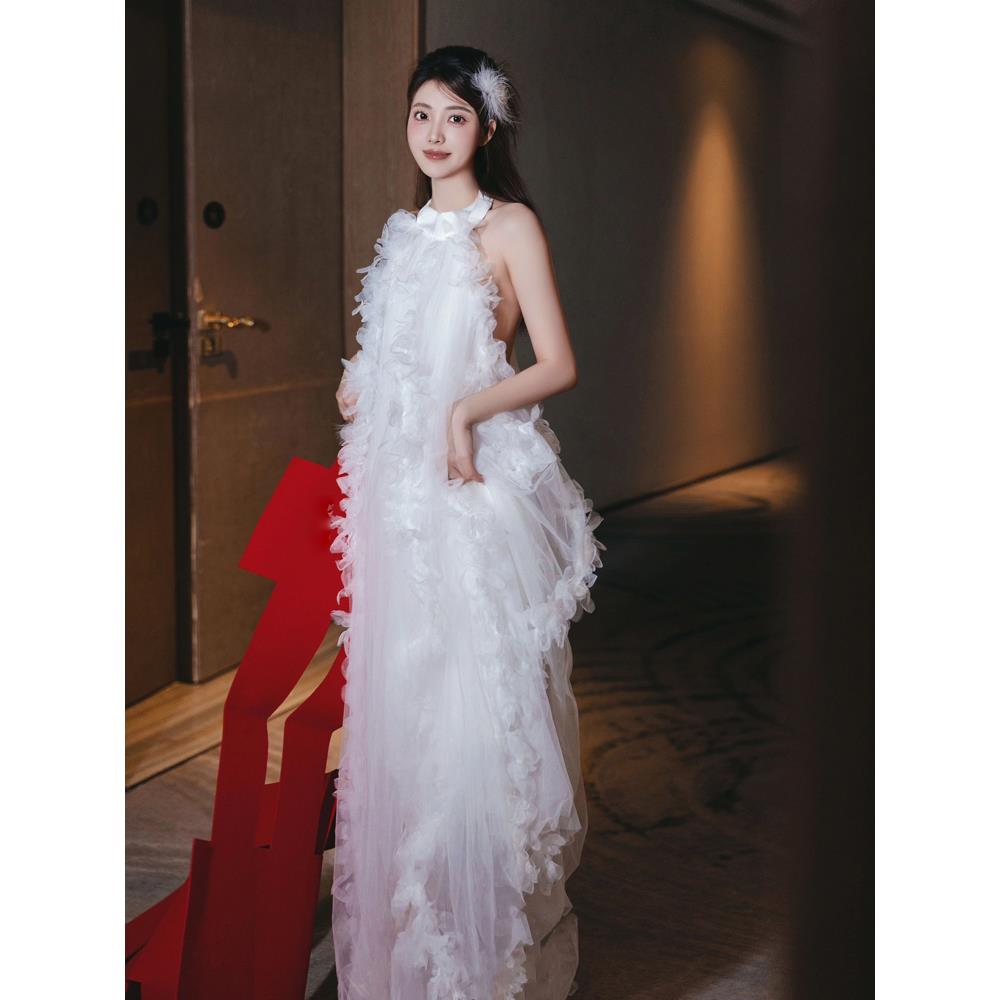 法式宴会礼服白色晨袍新娘网纱挂脖连衣裙仙女高级感露背气质长裙