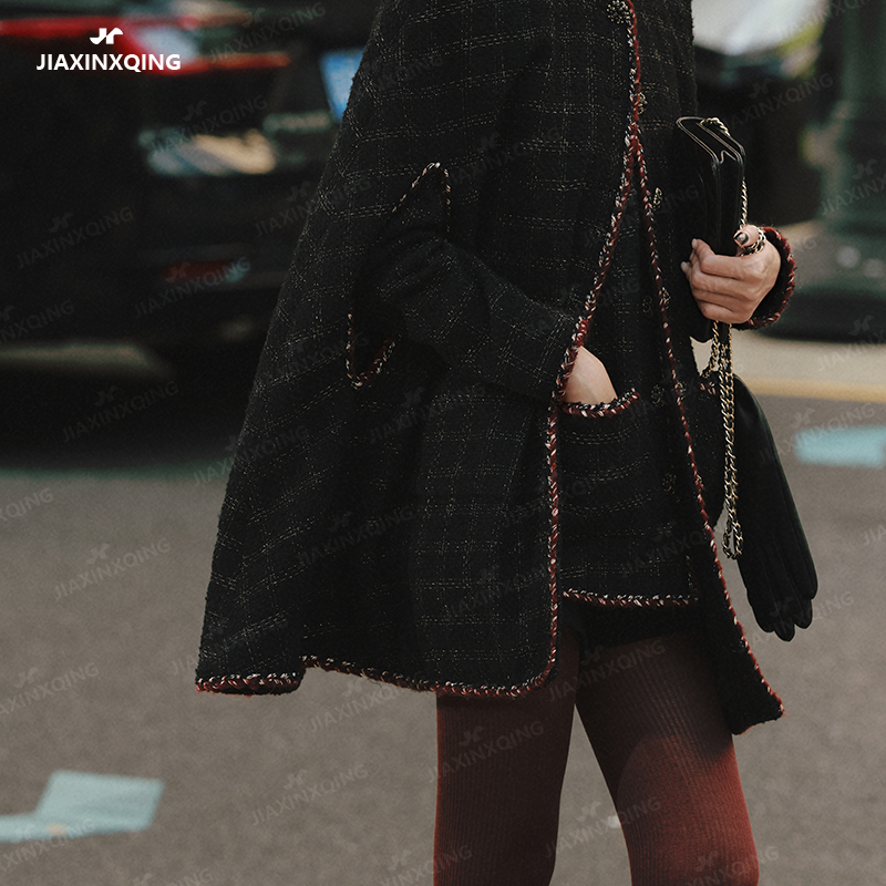 JIAXINXQING休闲风运动短款中高领密织条纹黑色显瘦外穿时尚短裤