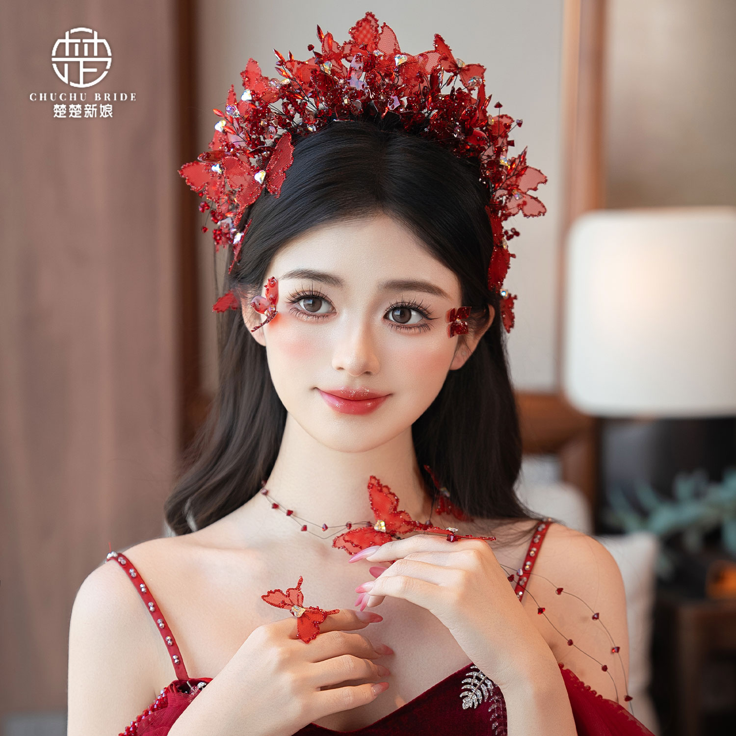 红色皇冠新娘头饰蝴蝶红色婚纱敬酒服大衣婚礼宴会订婚生日发饰品