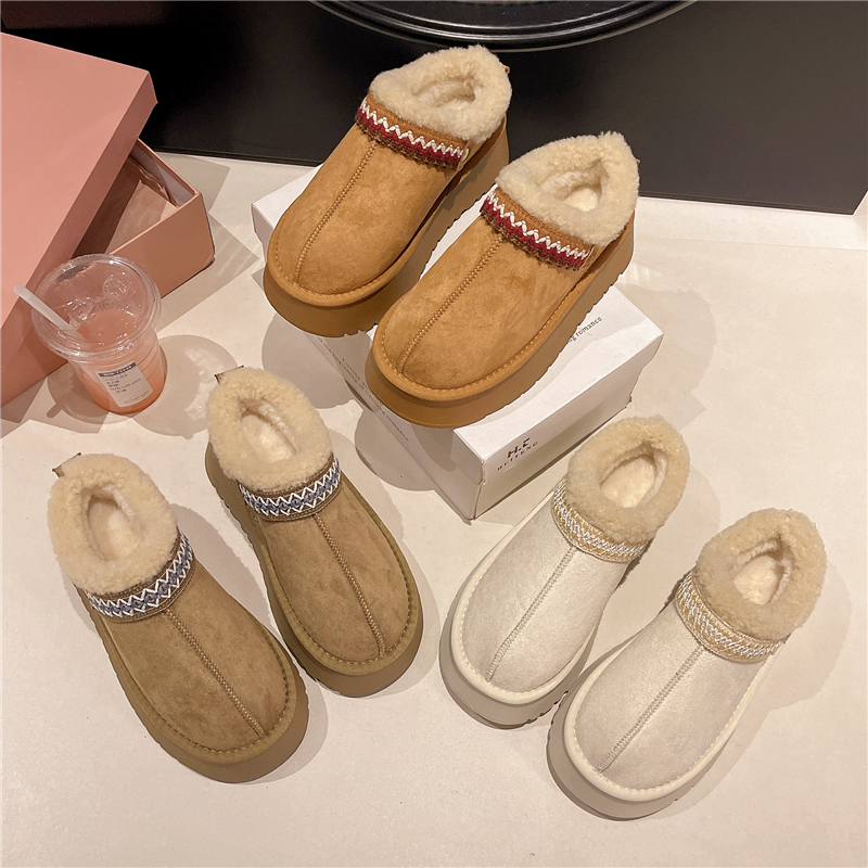 厚底拖鞋冬2025年新款一脚蹬厚底雪地靴包头拖加绒加厚民族风靴子