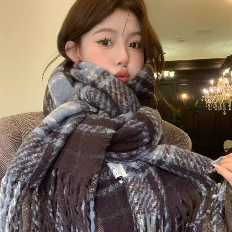 新款秋冬围巾女冬季保暖格子羊绒围巾韩系氛围感披肩格纹加厚时尚