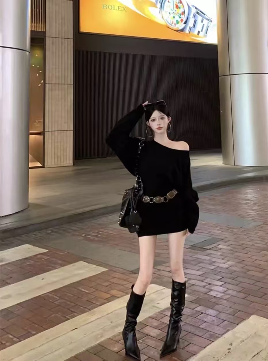 K327两件套法式气质高级感一字肩连衣裙女秋冬季辣妹毛衣包臀短裙