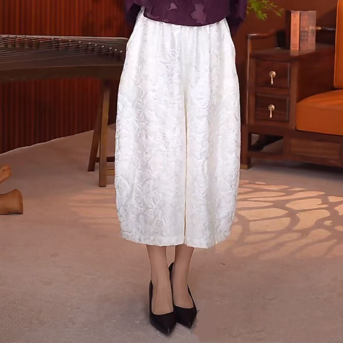 25-K09  新中式浮雕提花百搭休闲七分裤