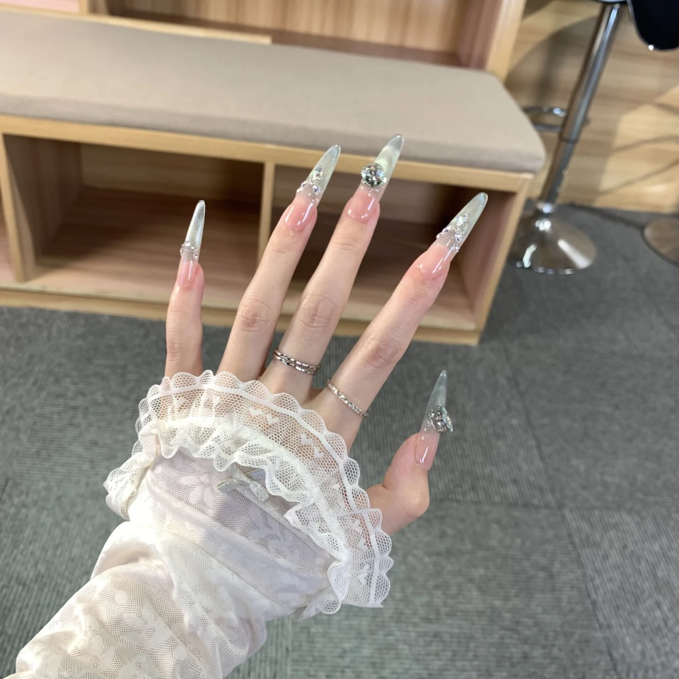 【仙女湖畔】纯手工绿色新款高级感渐变猫眼爆闪显白穿戴甲片美甲贴