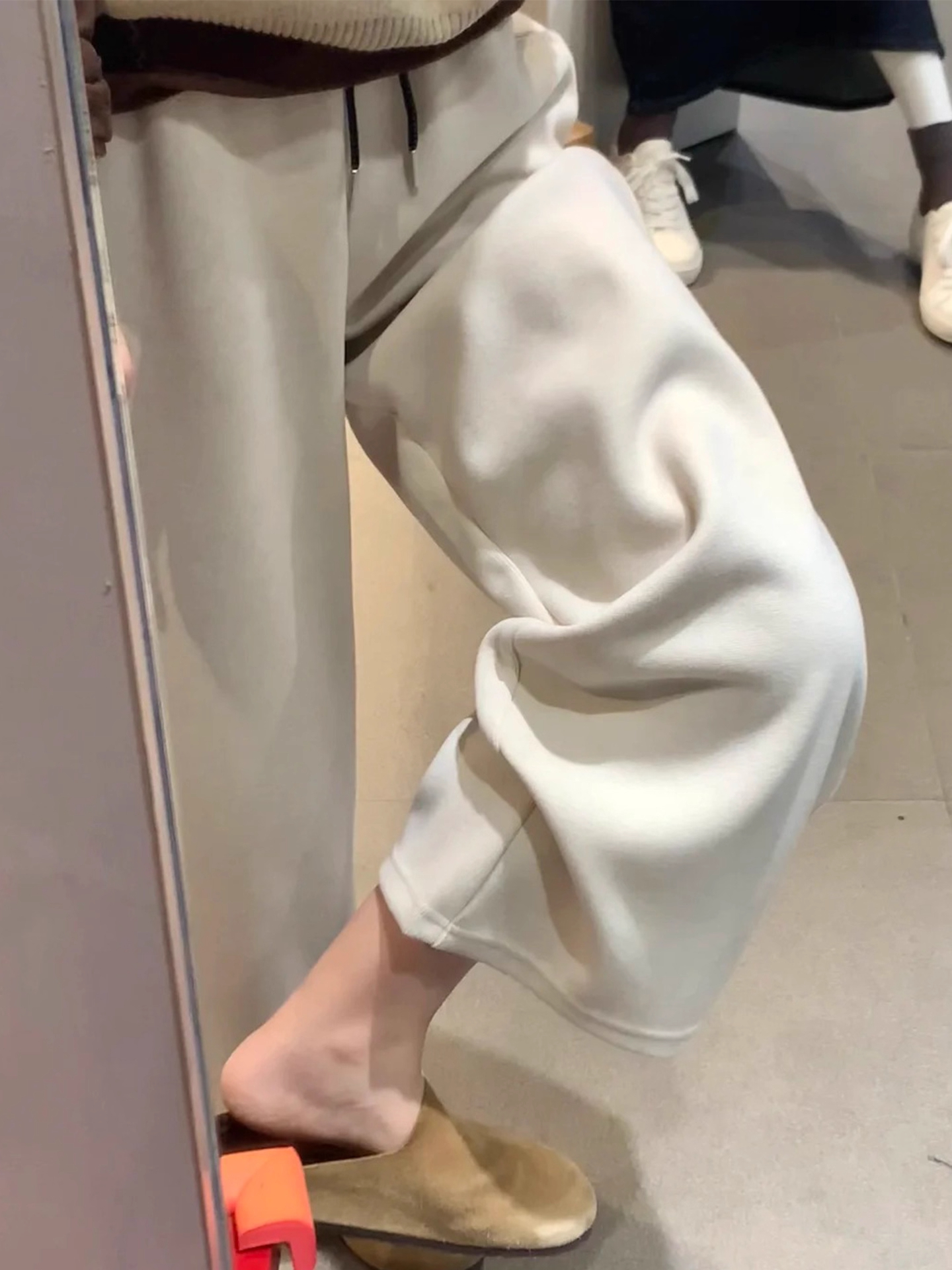 慵懒感米杏色毛呢阔腿裤女大码女装秋冬胖妹妹mm宽松直筒休闲裤子