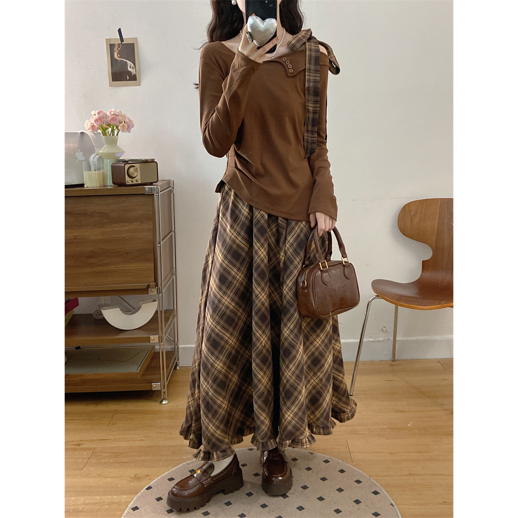 大码初秋露肩蝴蝶结长袖上衣+格子半身裙两件套裙女时尚两件套装