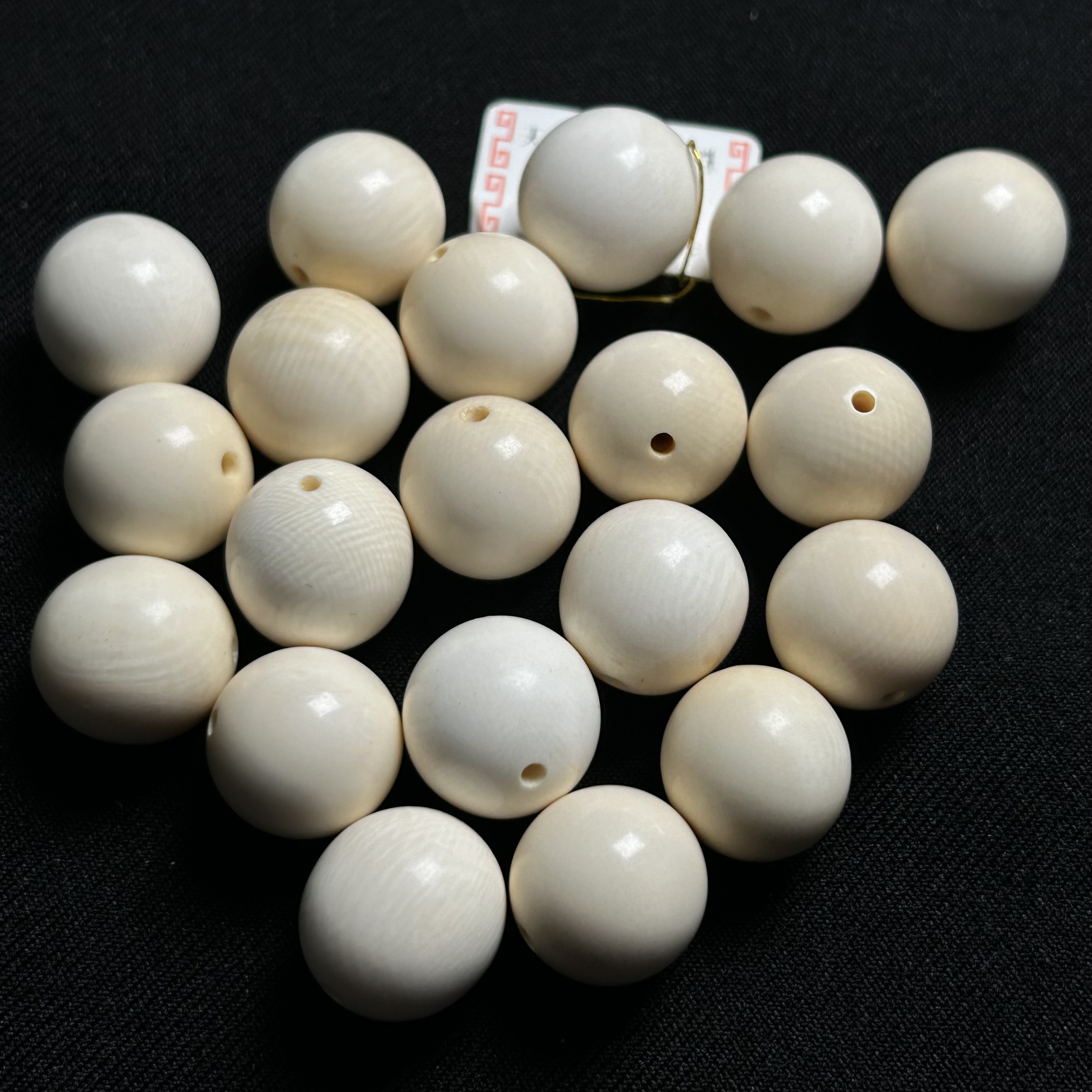 P010 只做天然猛犸象牙 素圆珠 直径15加mm头膘肉满纹原色高油润