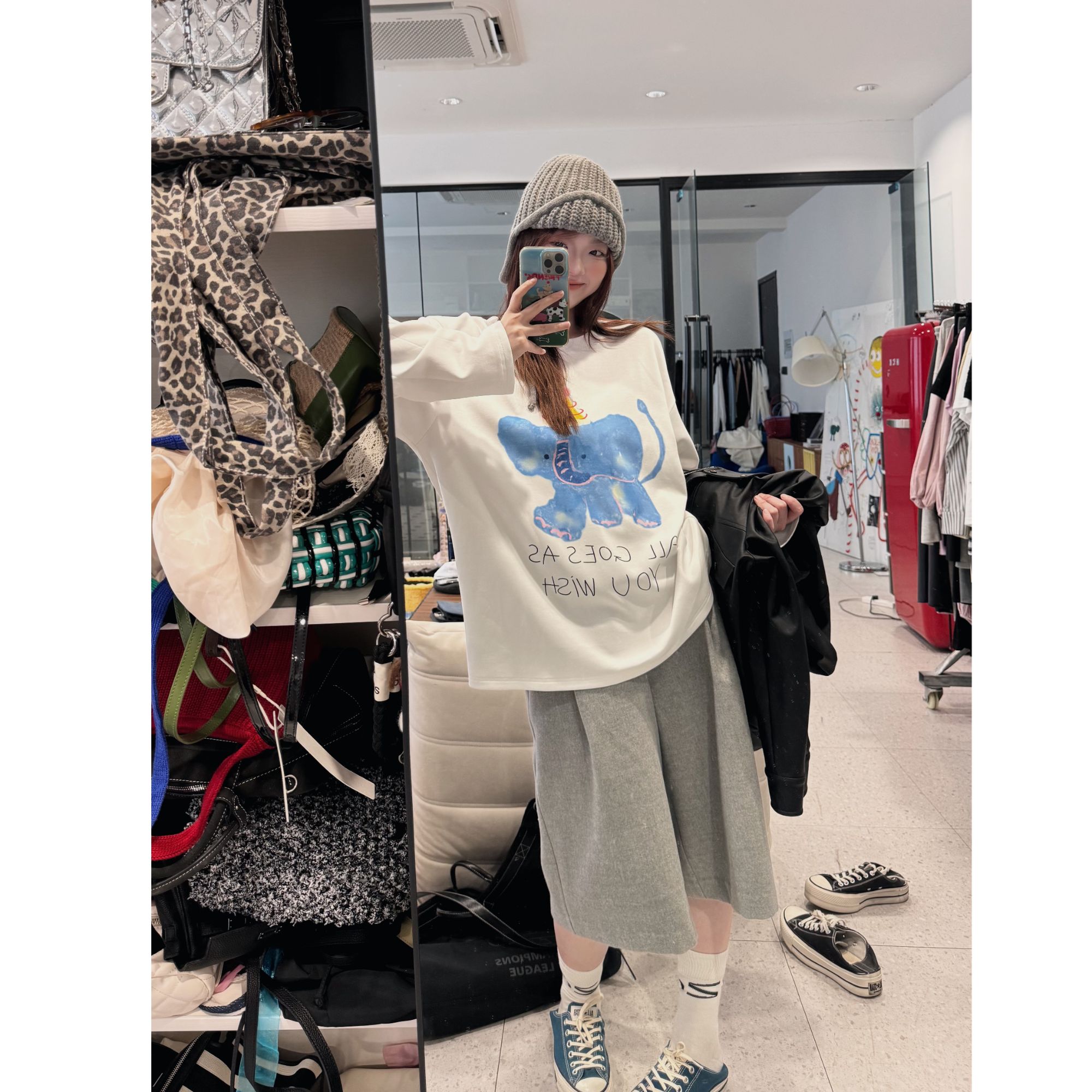 晶咕【生日小蓝象】卡通ins小象图案圆领长袖T恤上衣