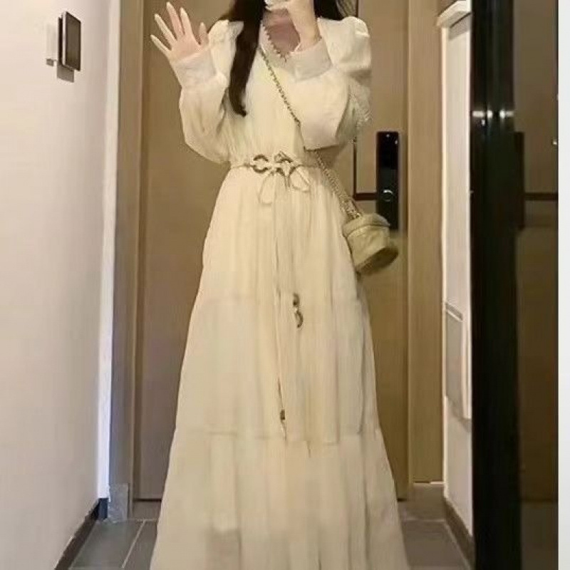 新款小个子法式连衣裙子女早秋季设计感大衣内搭夏秋季仙女长裙