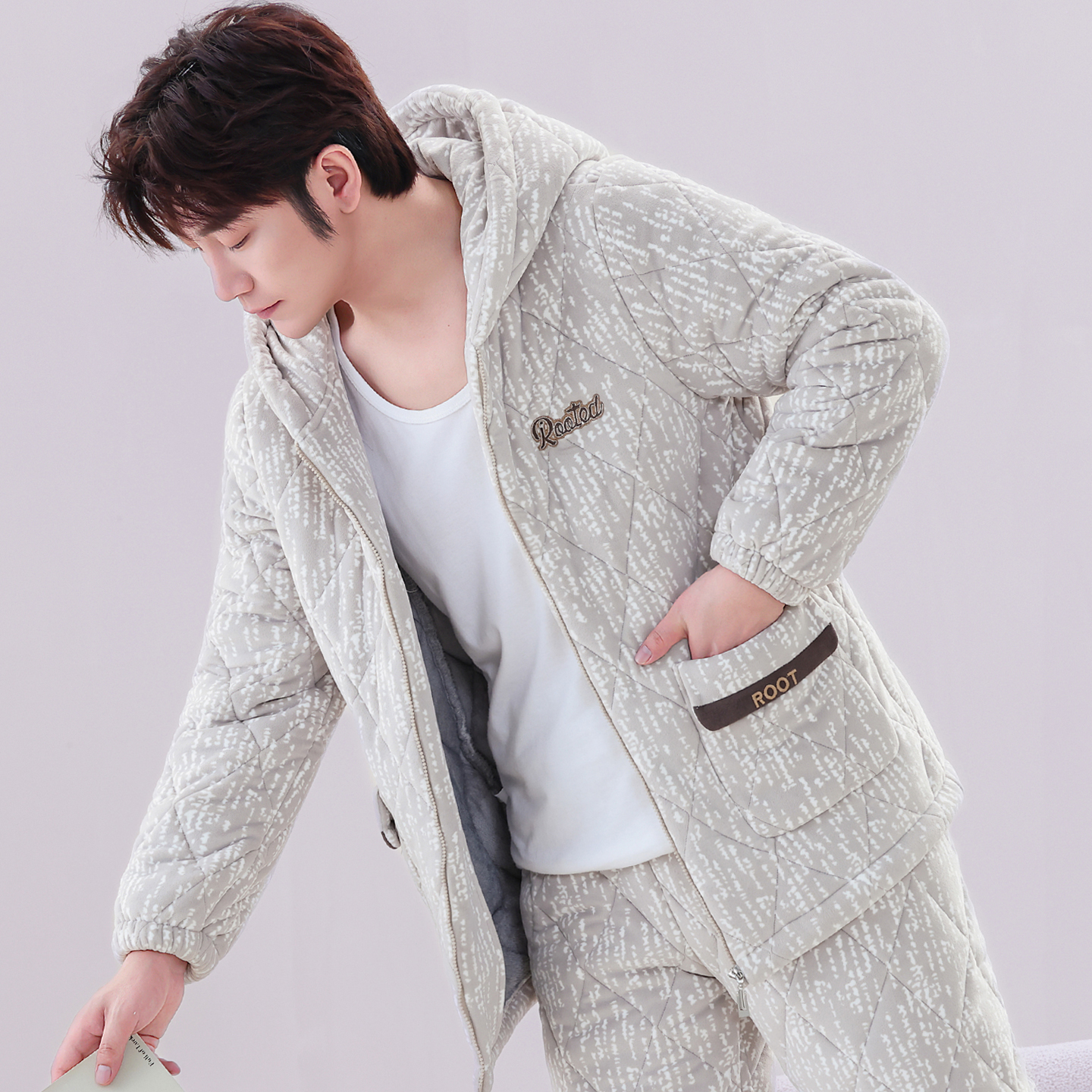 睡衣男冬季三层夹棉加厚加绒男士珊瑚绒保暖连帽家居服套装