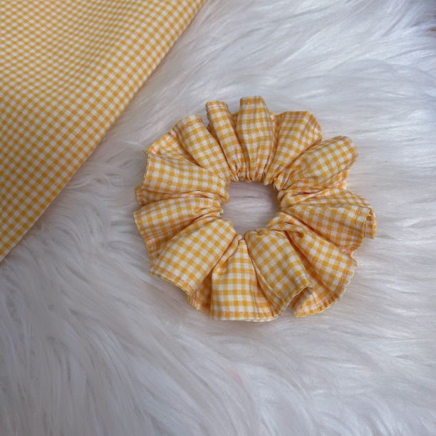 黄色小西格~韩国洋气时尚爆款大肠发圈高级感扎头发发饰头绳新款