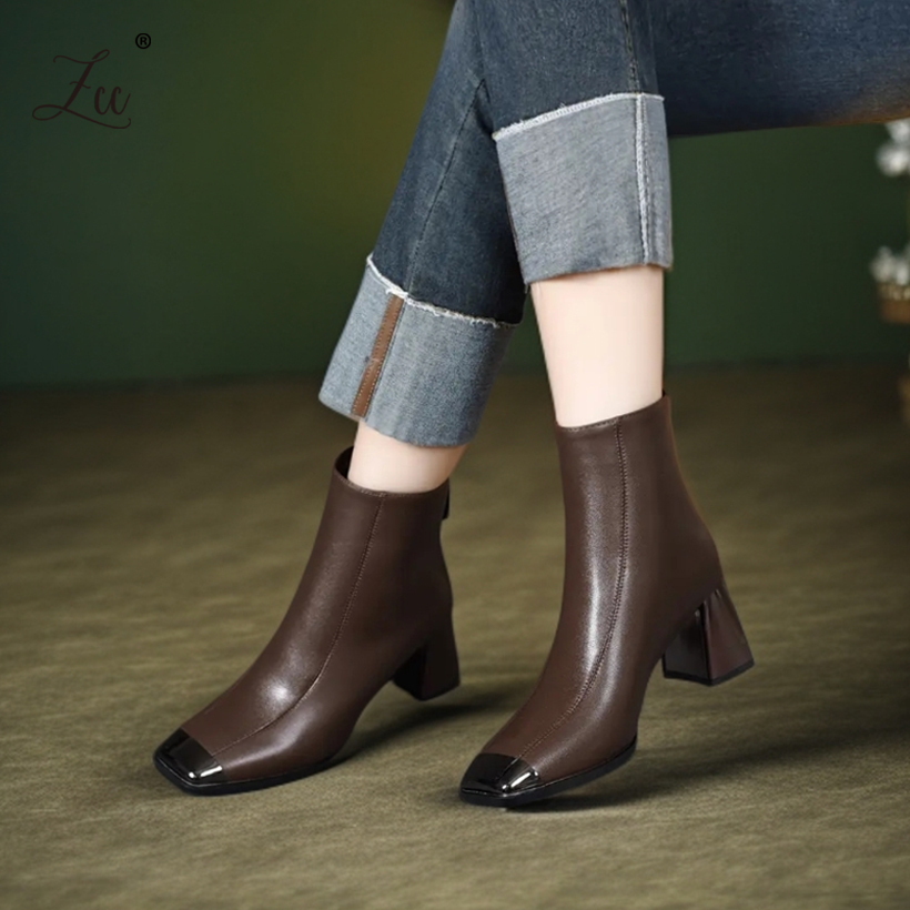 英伦风金属防踢后拉链粗跟瘦瘦靴2025年方头显瘦高跟炸街短靴时装