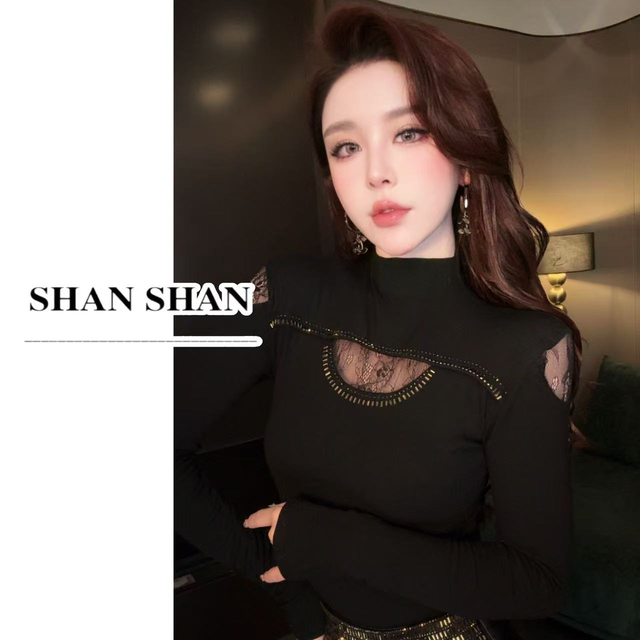 SS姗姗 秋冬时尚立领镂空蕾丝设计带钻打底T恤上衣 51170537-341