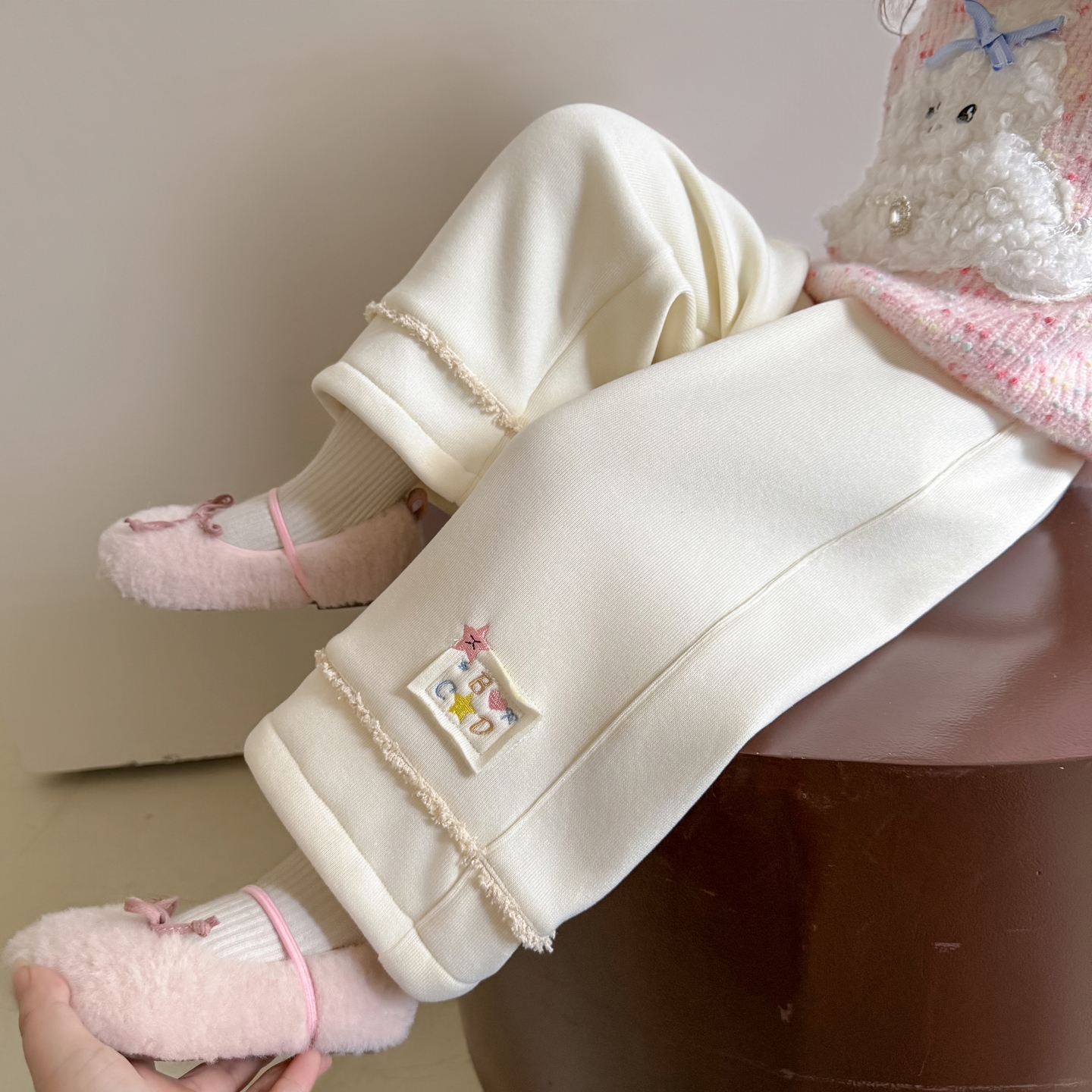 女童加绒裤子秋冬2025新款女宝宝加厚一体绒阔腿裤儿童保暖休闲裤