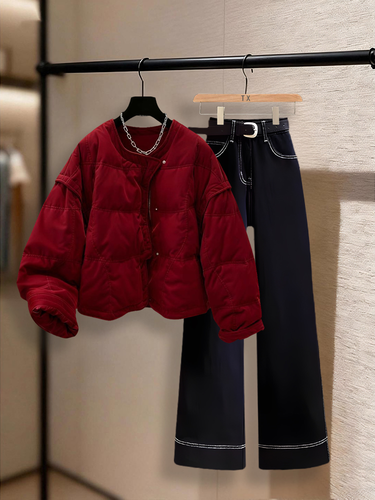 法式慵懒风一整套2025冬季新款暗红色小众漂亮棉服外套直筒裤套装