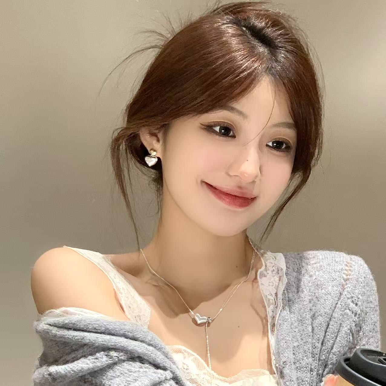 FULL GIRLISH耳环02556轻奢气质拉丝光面桃心耳钉耳饰