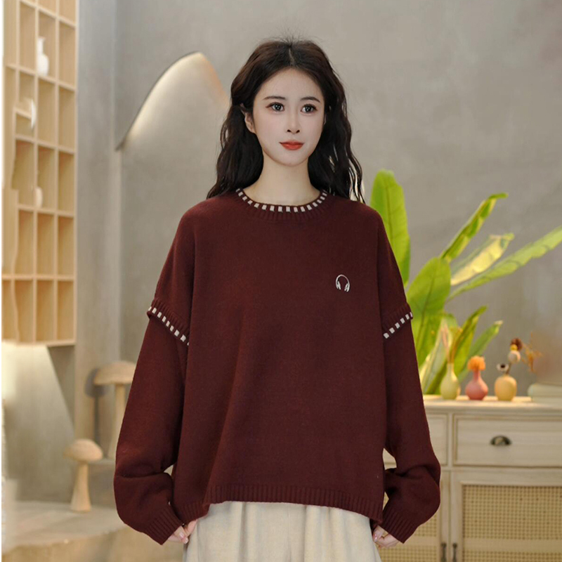 5112 冬季新款圆领设计感小耳机毛衣宽松时尚百搭长袖套头上衣