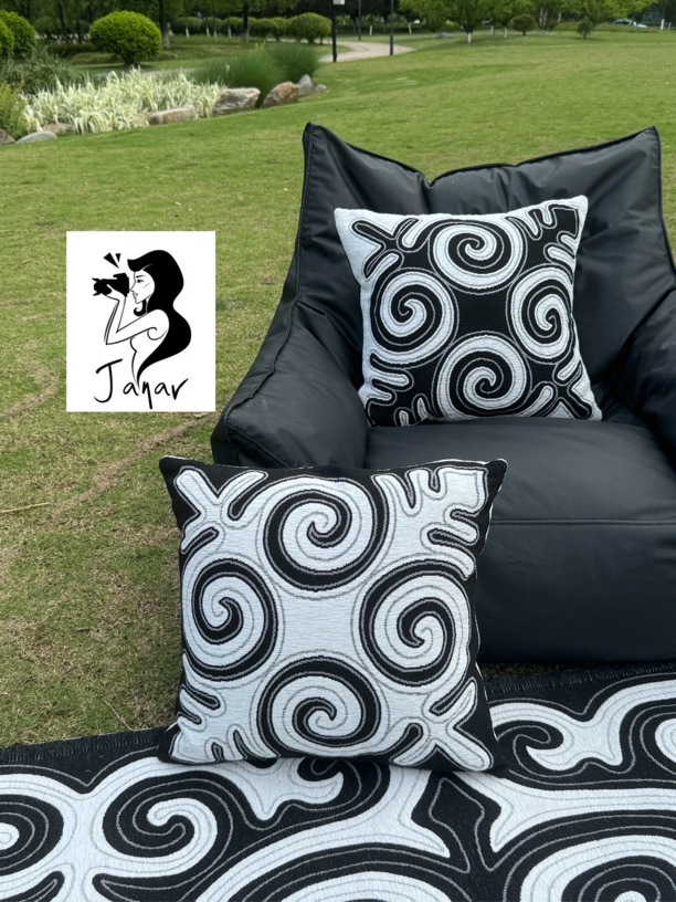 45×45cm黑白雪尼尔两面可用抱枕加枕芯网红民宿抱枕沙发床头靠垫