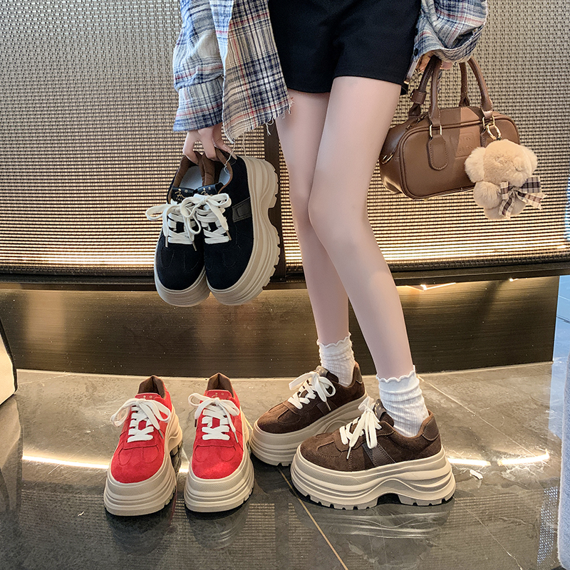 2025秋季新款小个子8cm厚底时尚女休闲德训磨砂真皮百搭松糕鞋潮