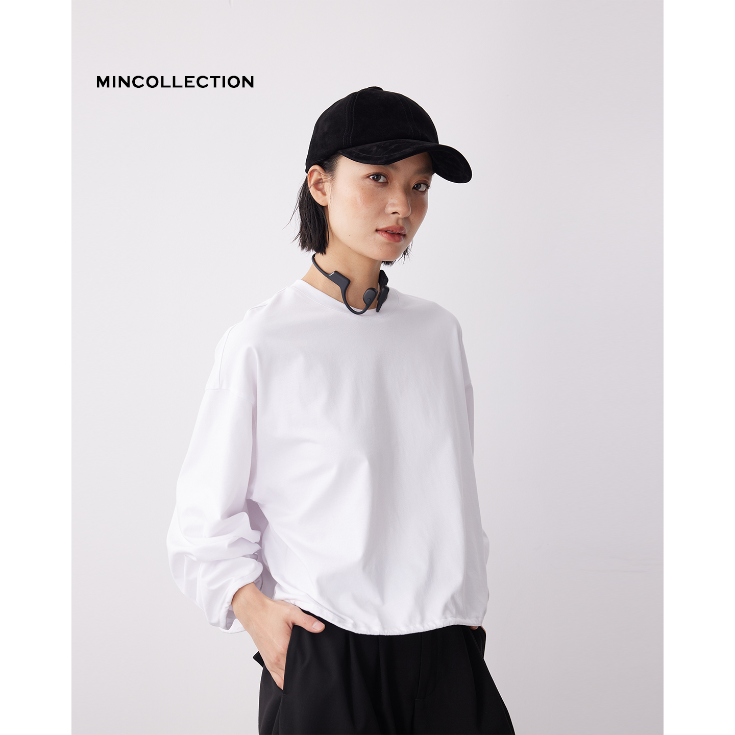 DE Mincollection扭扭白T/下摆鱼骨塑形简约休闲长袖上衣55475
