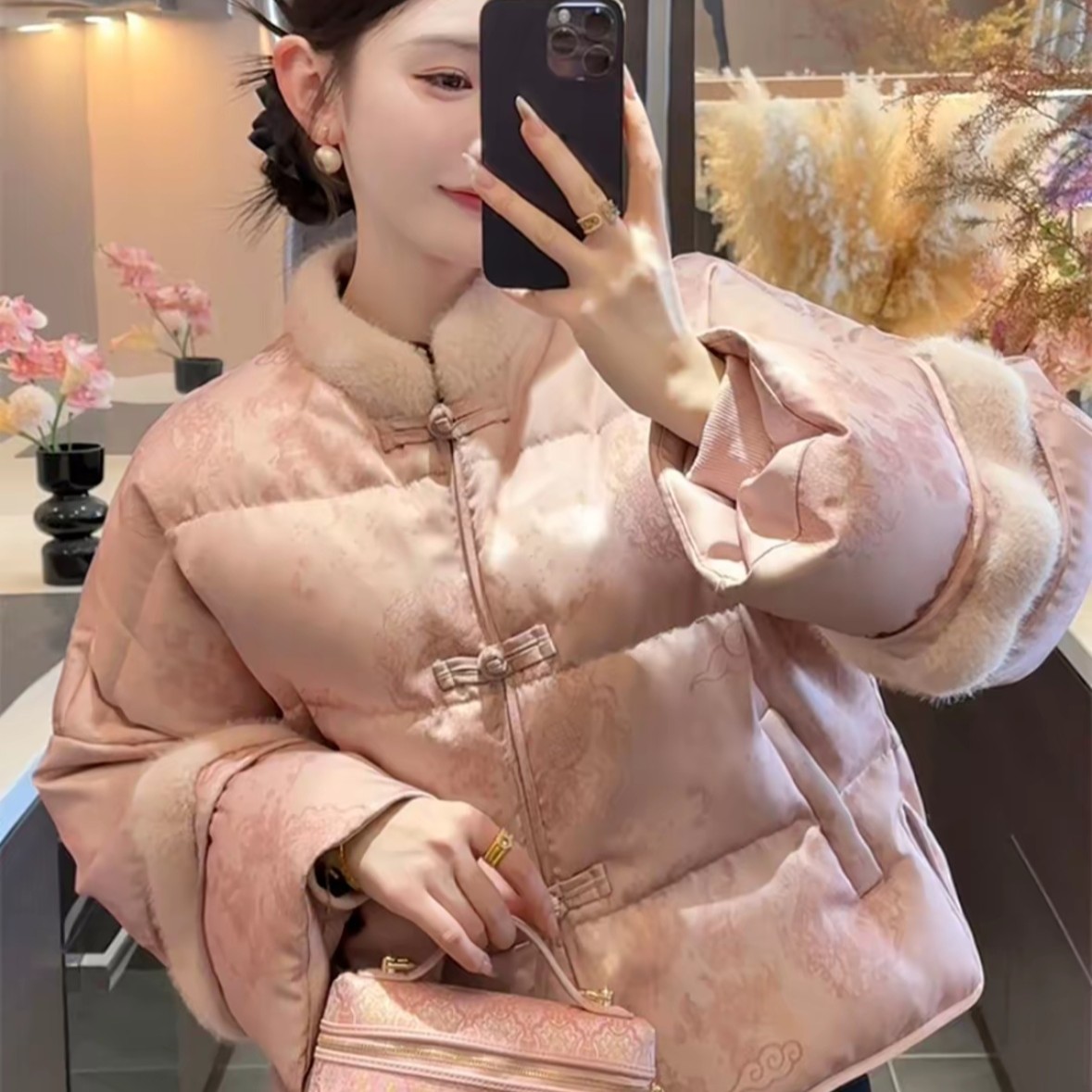 2025冬新中式国风提花盘扣白鸭绒羽绒服外套女仿水貂新款中式外套