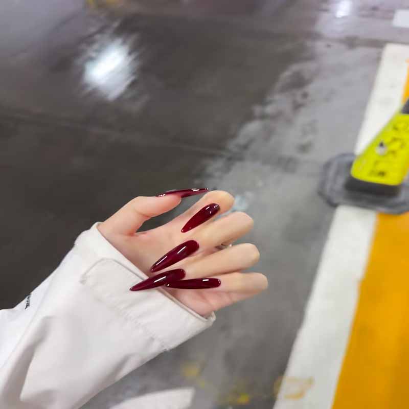 红色长款手工穿戴甲显白百搭高级气质可拆卸美甲贴片新娘装