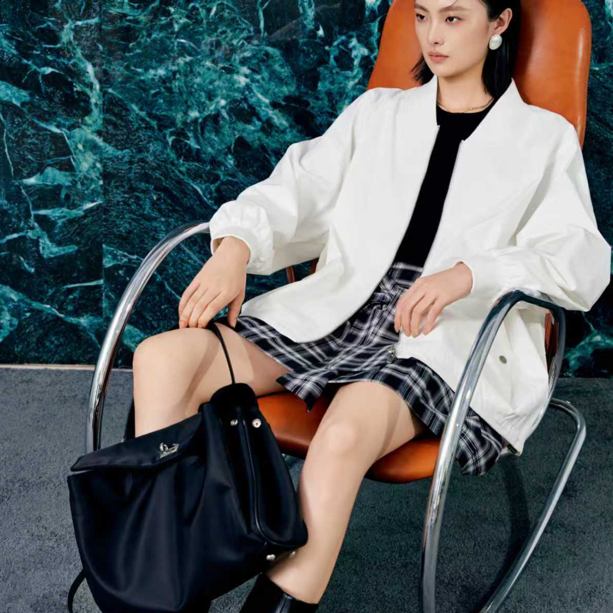 百搭运动宽松型短外套女拼接保暖修身型休闲潮流秋季