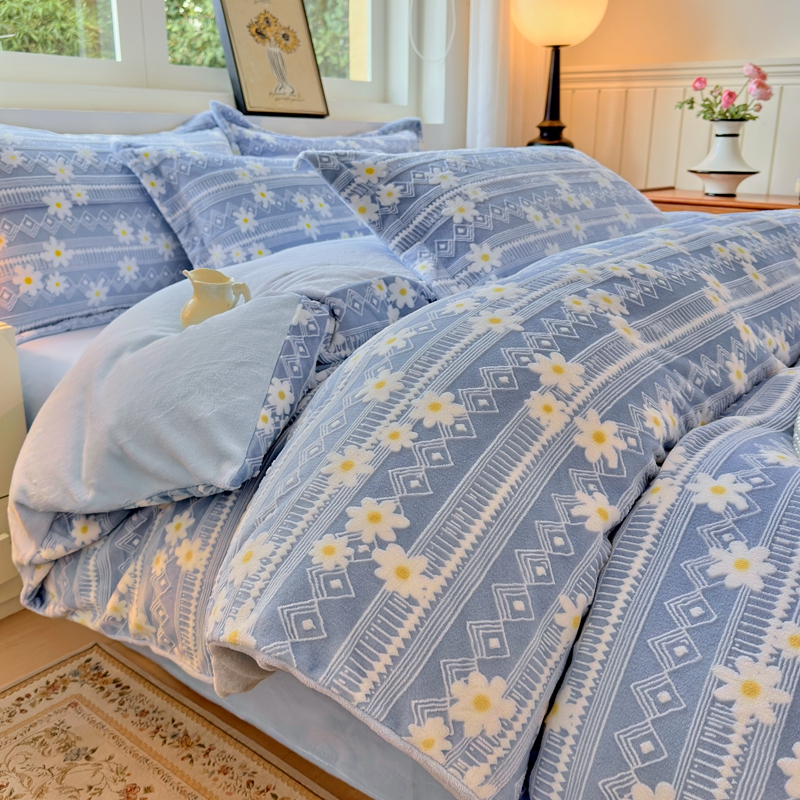 轻奢雕花牛奶绒四件套加厚加绒被套床单三件套家用高档冬季保暖