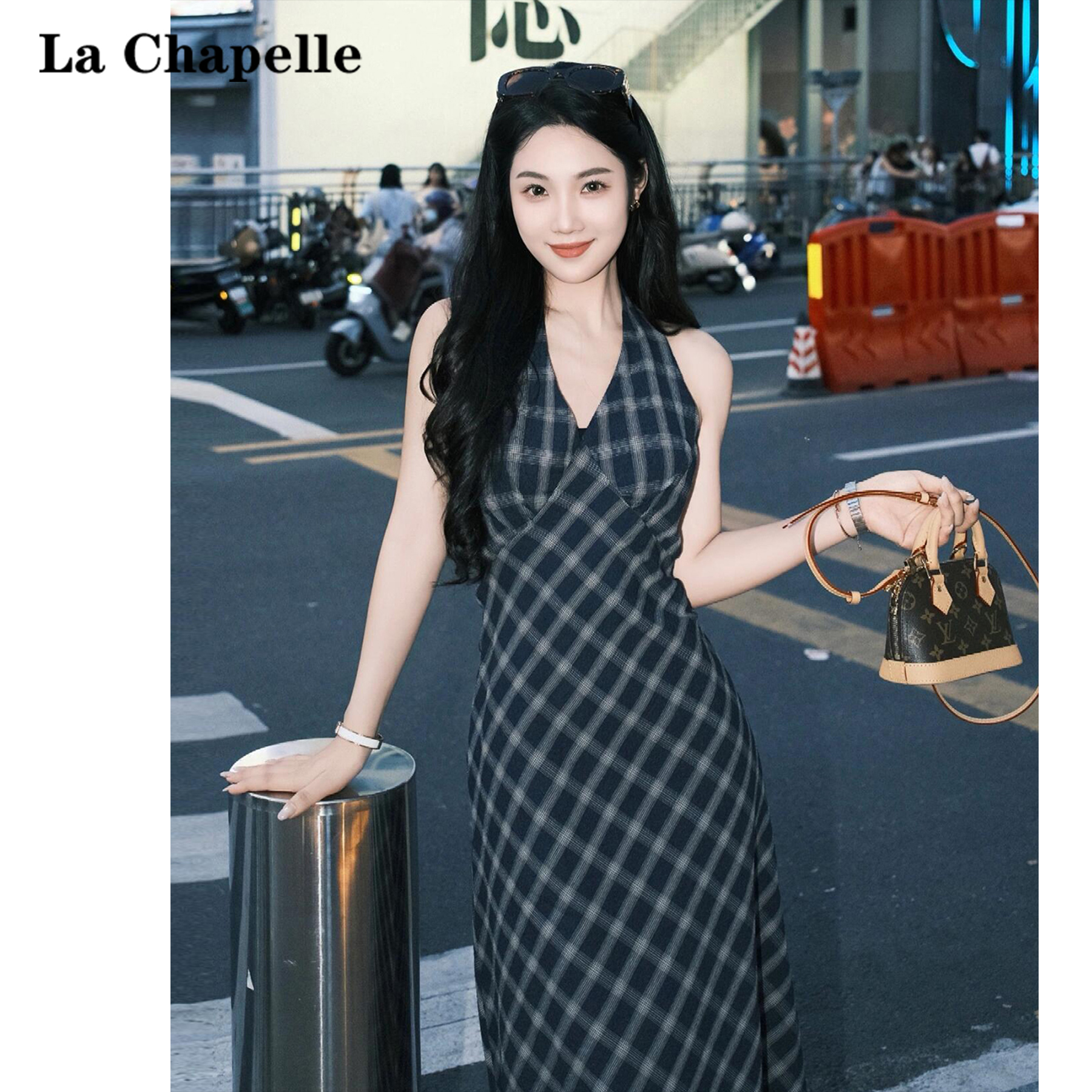 La Chapelle/拉夏贝尔蓝色格子挂脖连衣裙女2025夏季海边度假长裙
