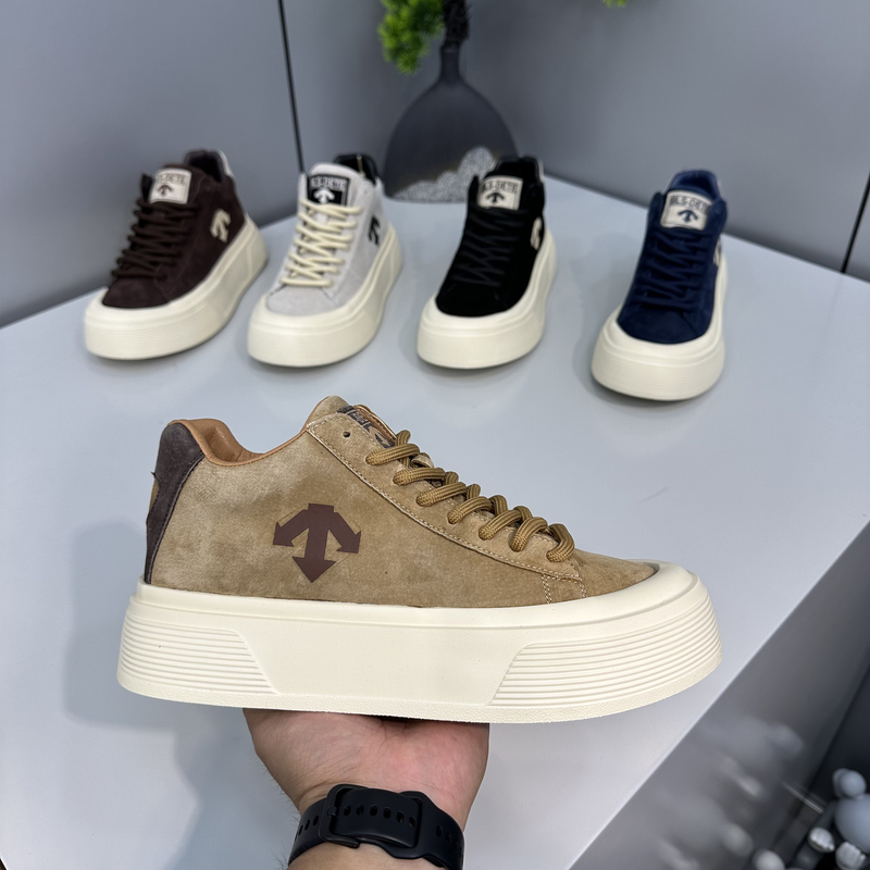 秋季新款男士休闲鞋时尚中帮百搭皮面舒适纯色圆头运动鞋