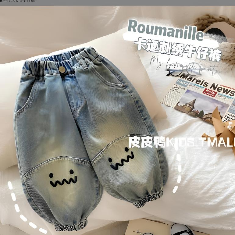 儿童牛仔裤春秋款新款儿童秋春季洋气外穿爱心宝宝裤子刺绣