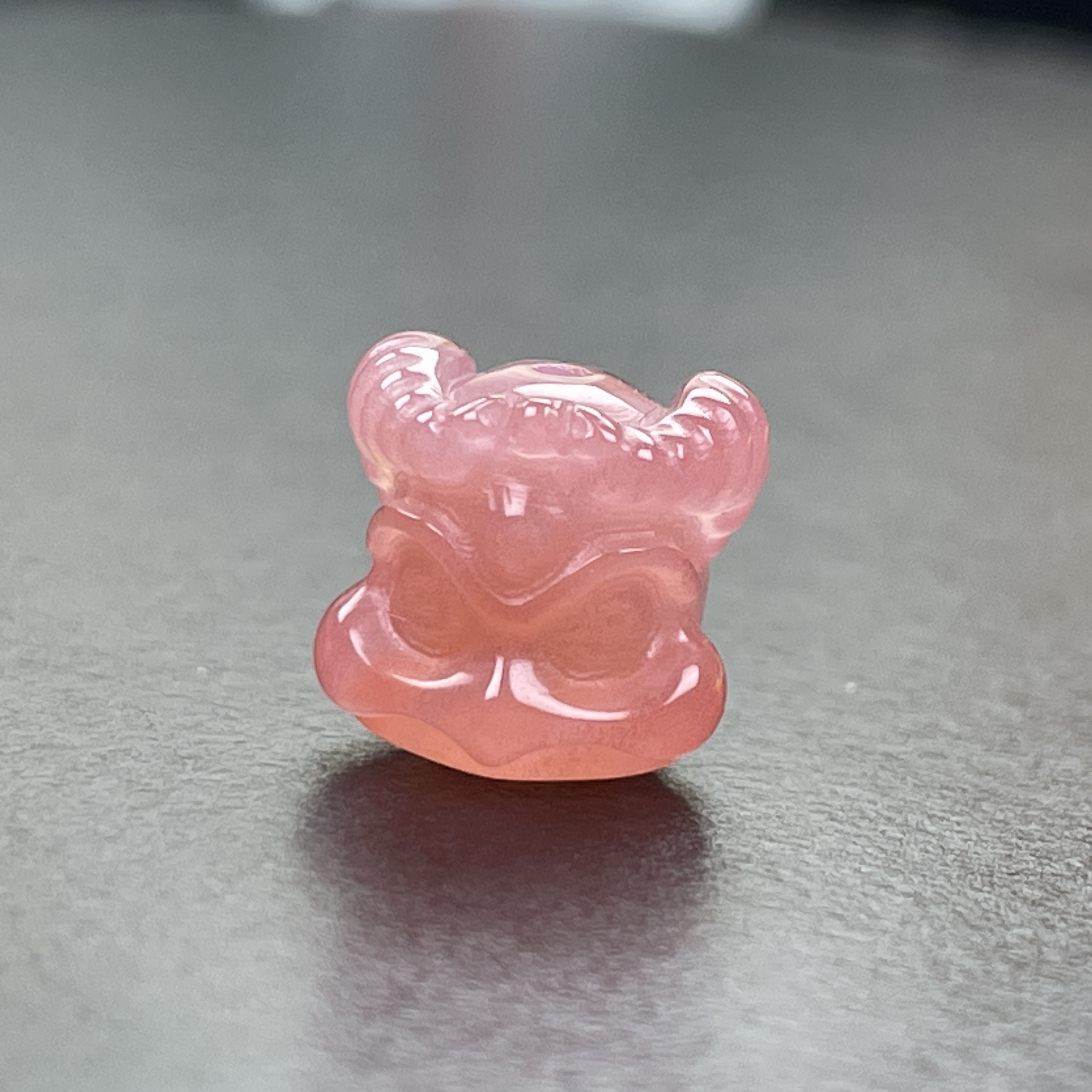 原矿粉糯玛瑙纯手工雕刻大鹏鸟10mm顶珠腰珠配珠背云随机发货