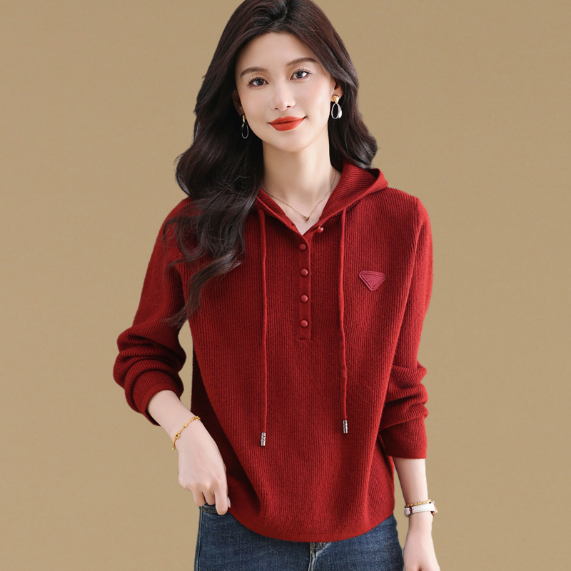 小个子配大衣时尚连帽针织打底衫女秋冬洋气宽松休闲百搭帽衫毛衣